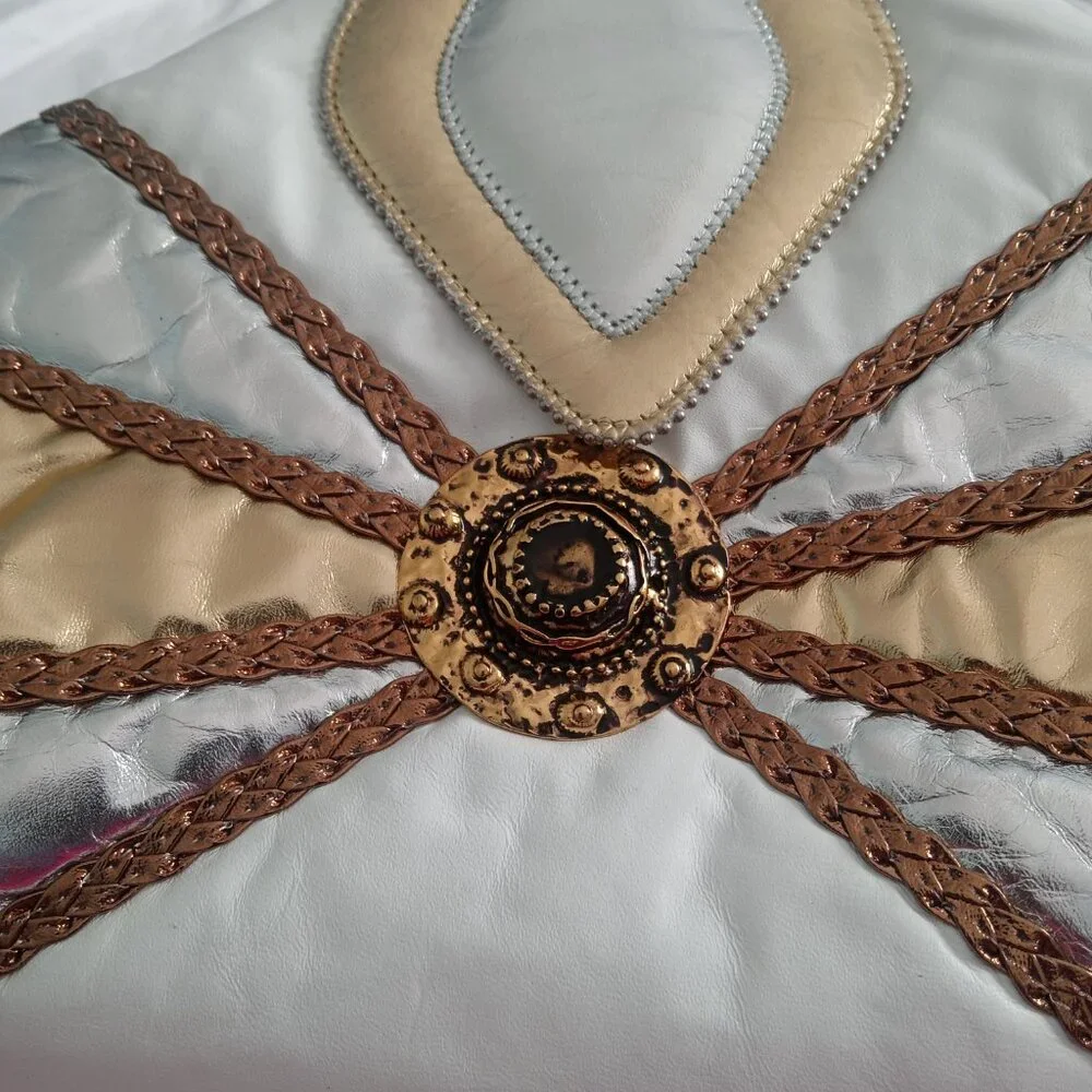 Vintage Noble Purse - Picture 6 of 6